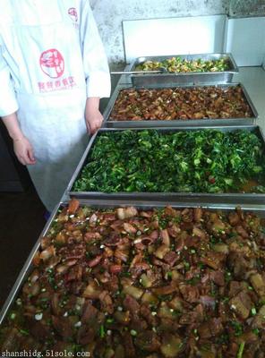 工厂食堂对外承包 餐餐香助力企业实现高效便捷的餐饮管理